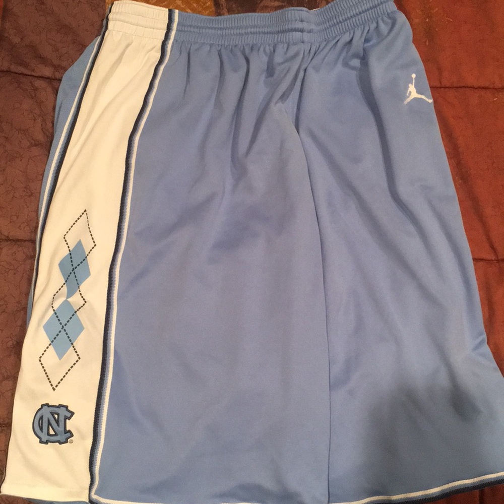Jordan - North Carolina Tar Heels shorts